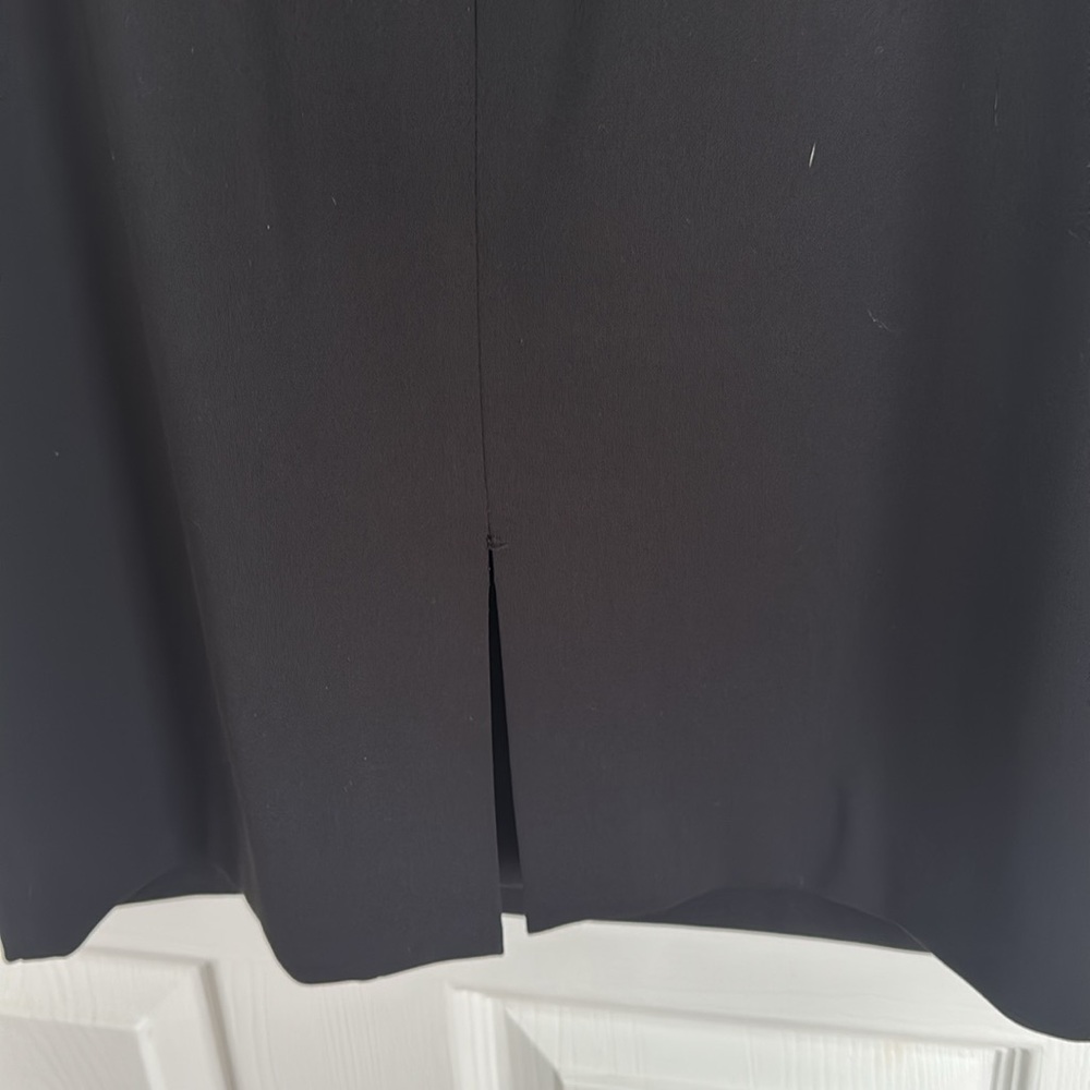 Badgley Mischka beautiful classic black midi dress with very decorative neckline - Picture 6 of 7